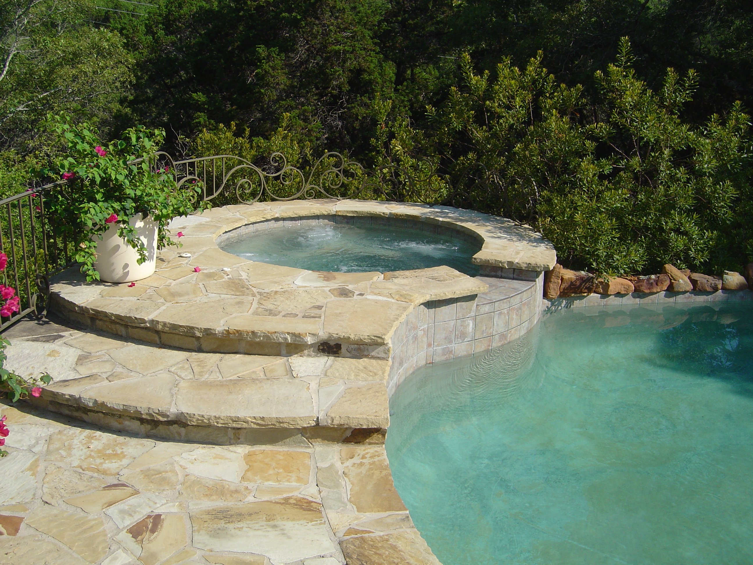 Raised Spa with Flagstone Steps